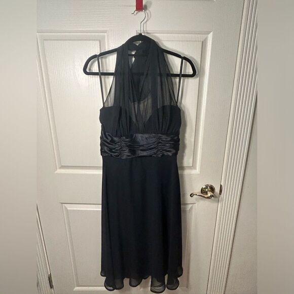 Connected Apparel dress - Picture 1 of 5